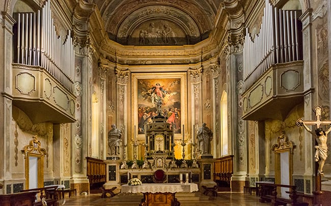 Inside the Chiesa Parrocchiale di S. Maria Assunta