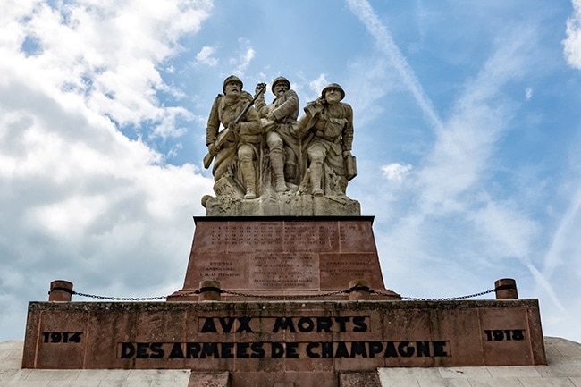 Monument Aux Morts des Armées de Champagne, Ferme du Navarin