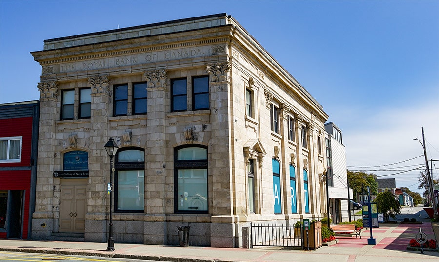 Old Bank Building in Yarmouth⁩