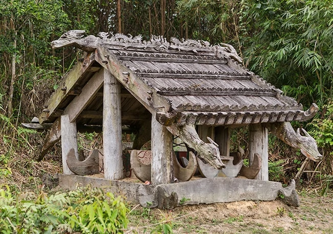 Grave