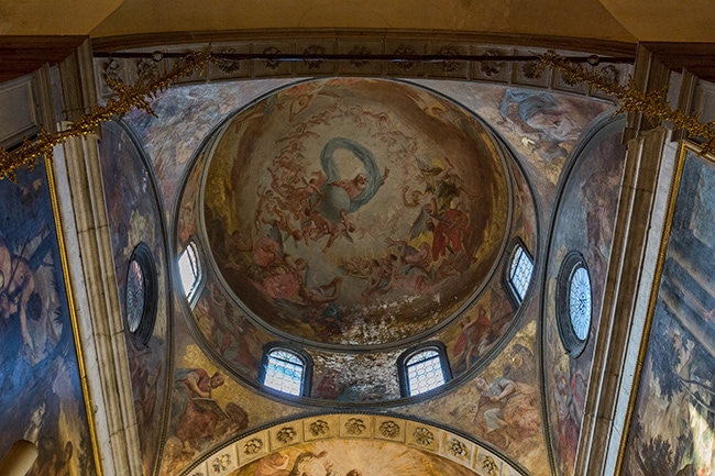 The Dome and the apse were decorated by Il Pordenone