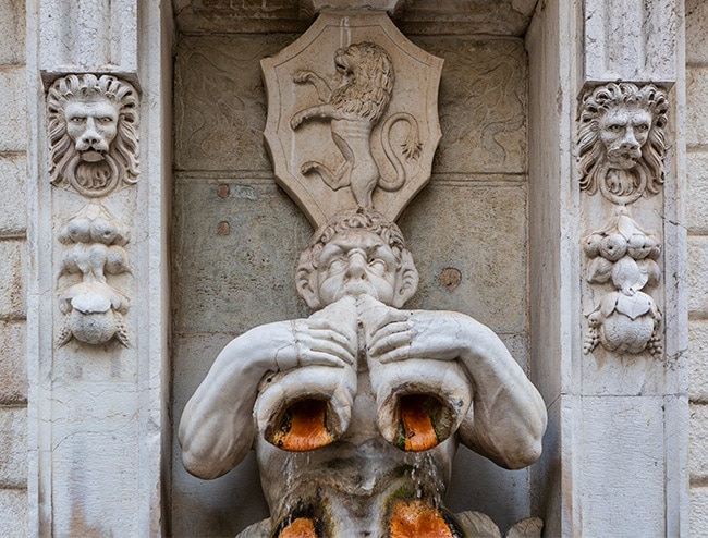 Fountain at the Torre della Pallata