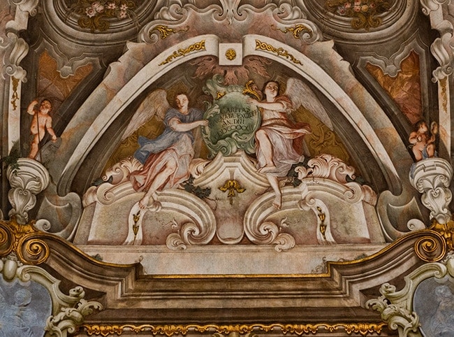 Fresco of the vault with false architecture