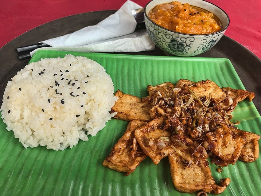 Fried Tofu with Lemongrass, Rice and a Pumpkin dipping