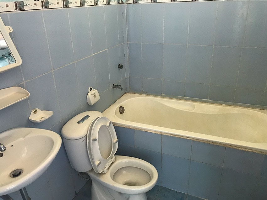 Bathroom at Ngoc Chau Guesthouse