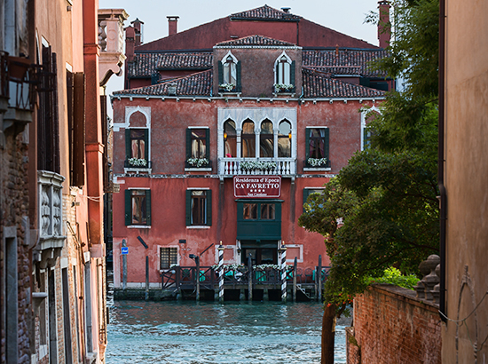 Pictures of Houses in Venice, Italy